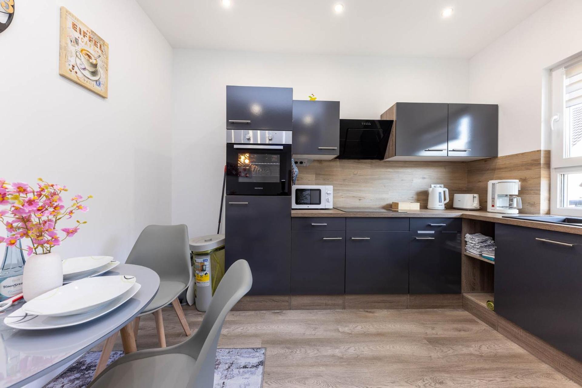 Neu I Ferienwohnung Jasmin Andernach Exterior foto
